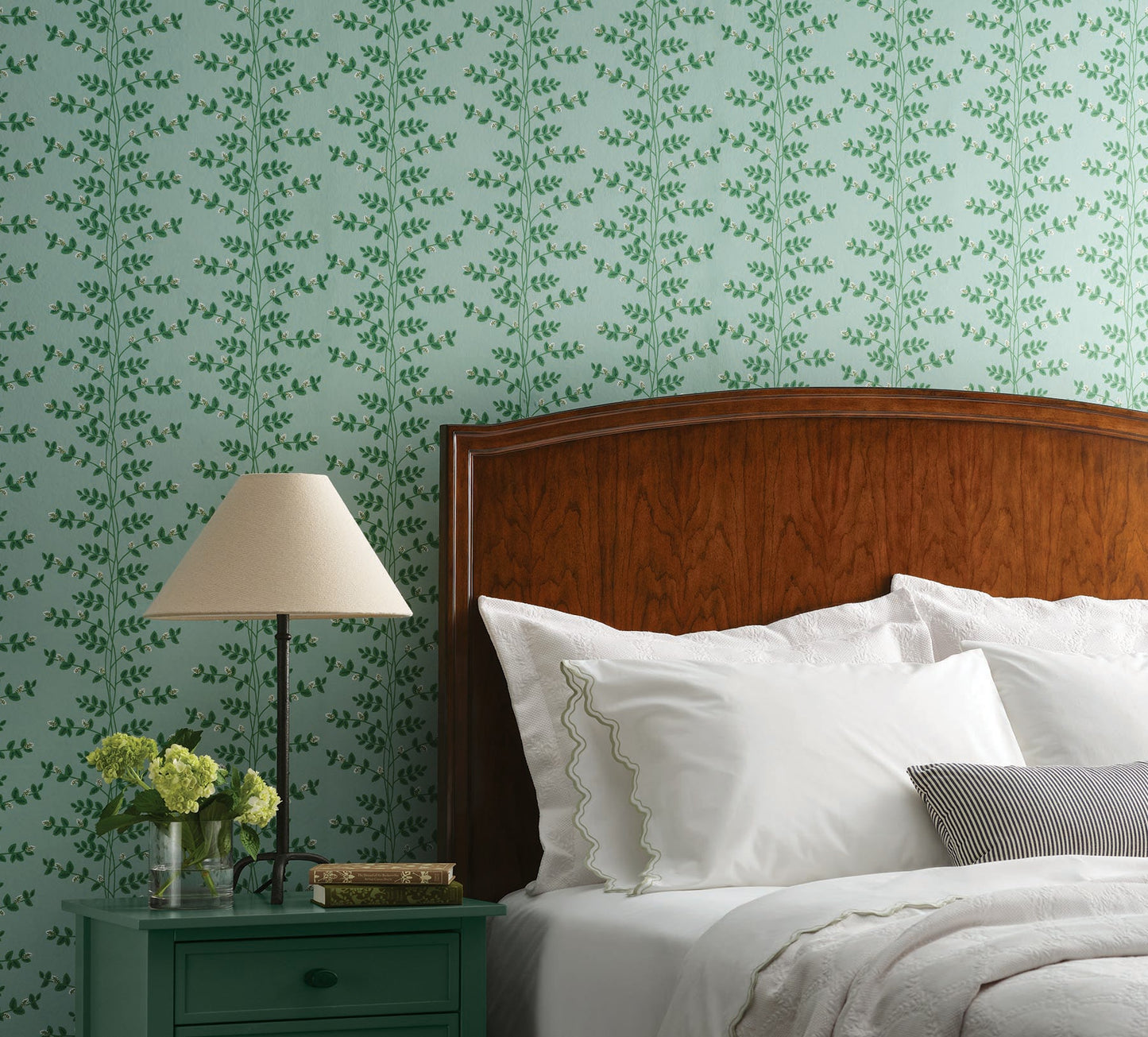 Rifle Paper Co Climbing Vine Wallpaper - Soft Teal