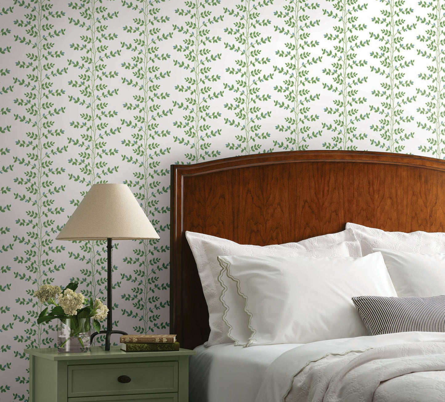 Rifle Paper Co Climbing Vine Wallpaper - White & Blue