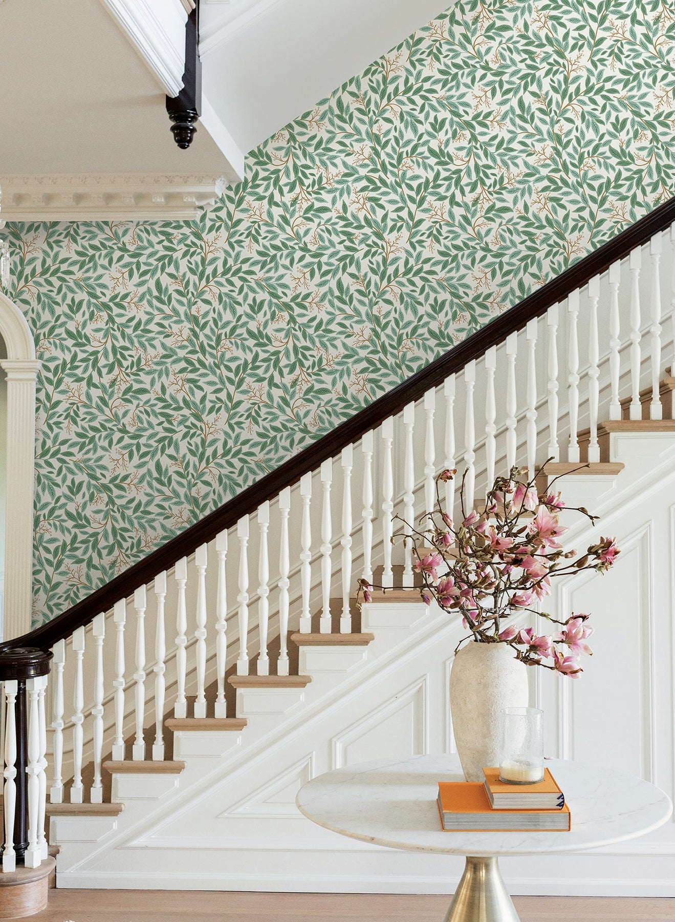 Rifle Paper Co Willowberry Wallpaper - Emerald & White