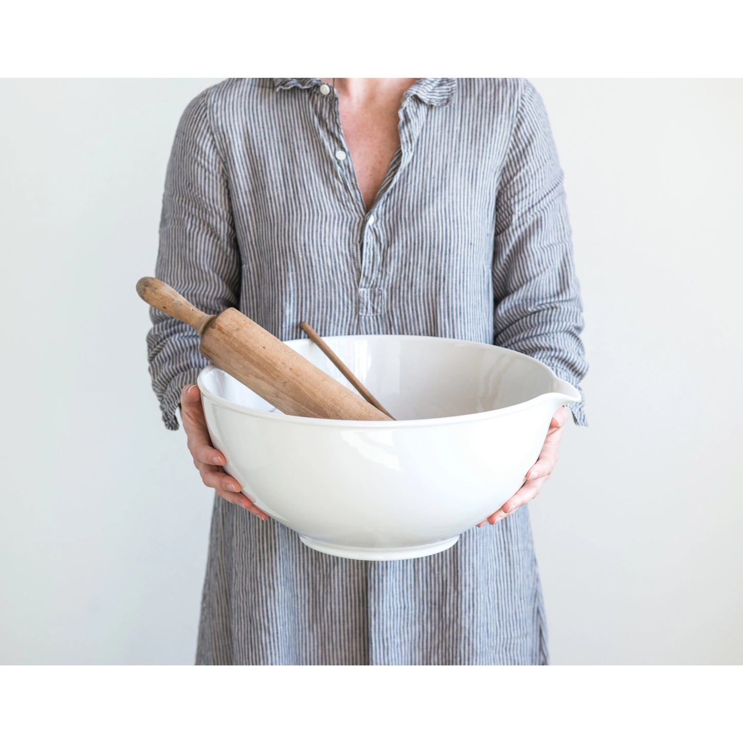 Vintage Reproduction Batter Bowl - 7.5 Qt.