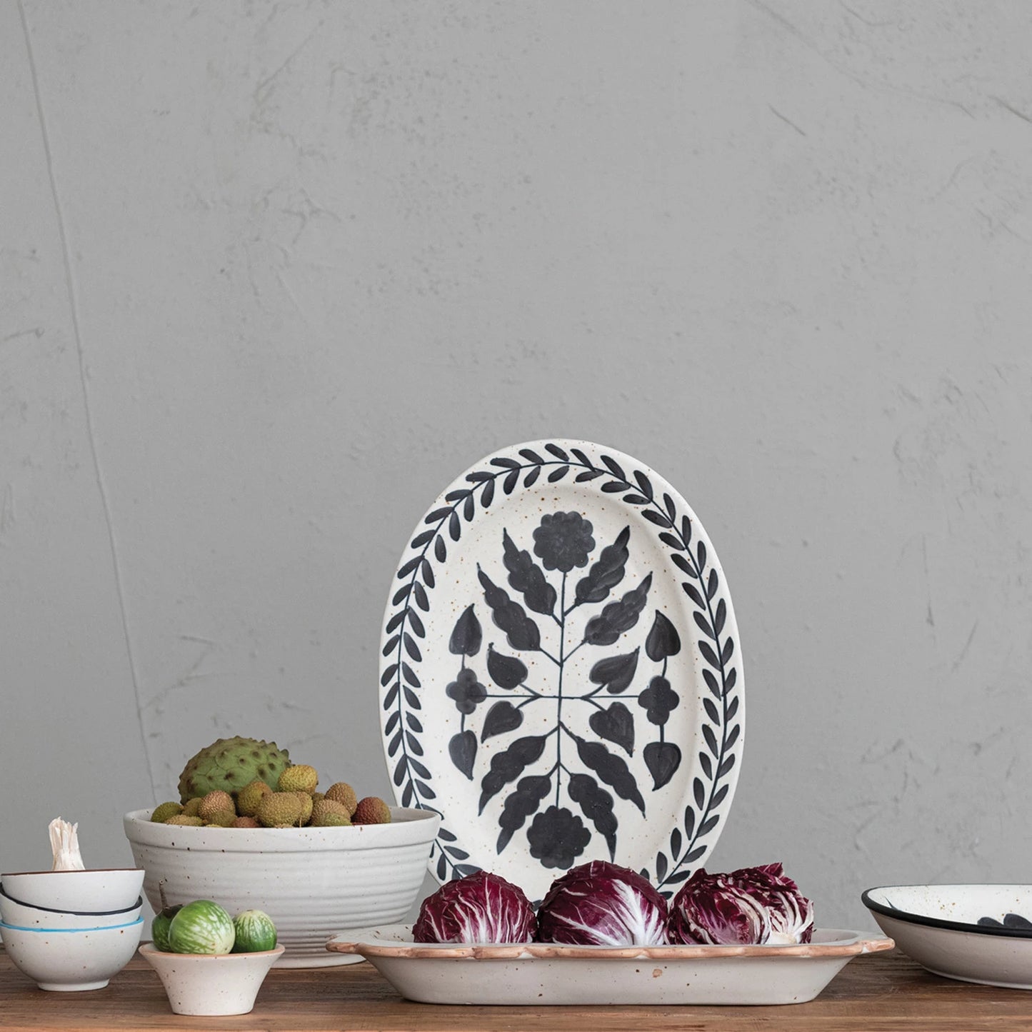 Stoneware Scalloped Platter - Cream Speckled