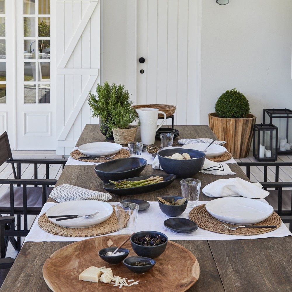 Livia Serving Bowl - Matte Black