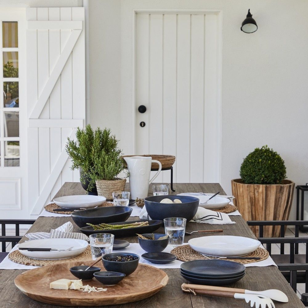 Livia Small Oval Platter - Matte Black