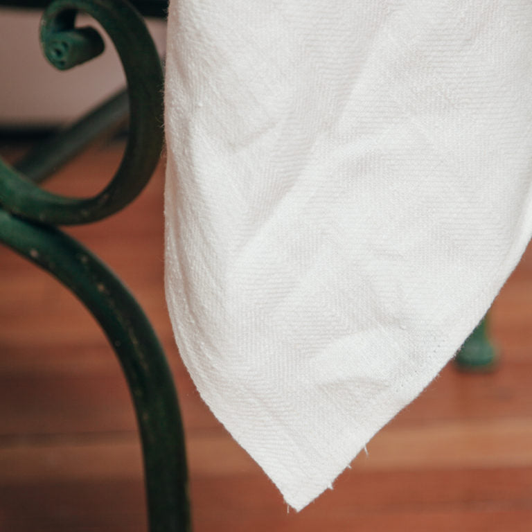 Lara Tablecloth - Cream