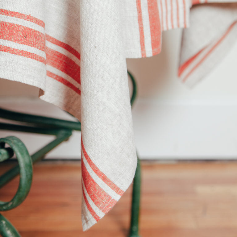 Provence Linen Tablecloth - Red