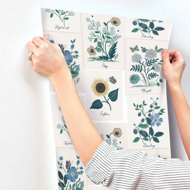 Rifle Paper Co Botanical Prints Wallpaper - Indigo