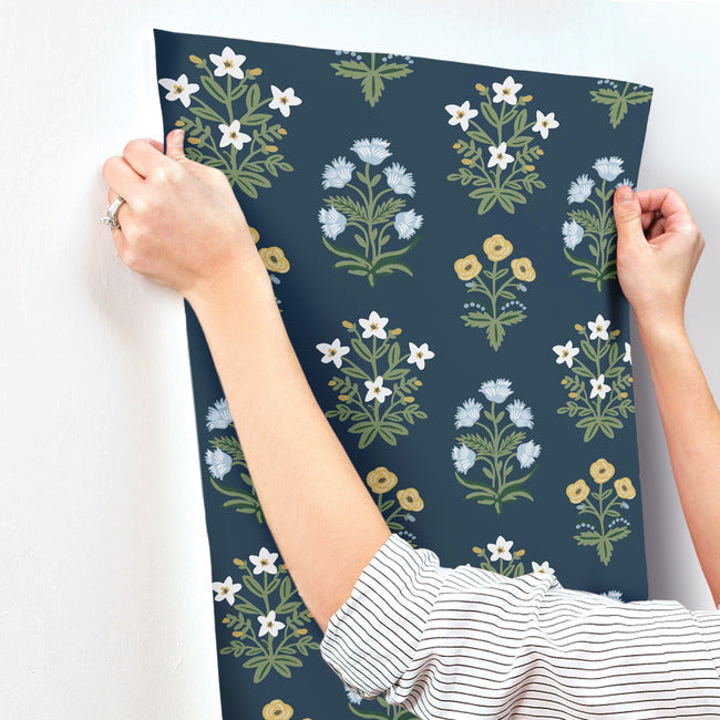 Rifle Paper Co Mughal Rose Wallpaper - Navy