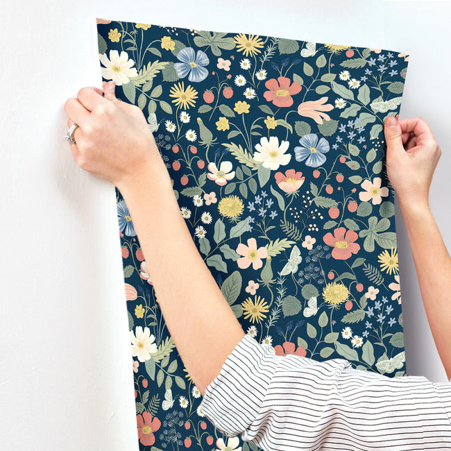 Rifle Paper Co Strawberry Fields Wallpaper - Navy