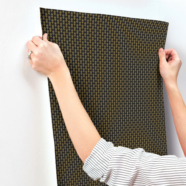 Rifle Paper Co Petal Wallpaper - Black & Metallic Gold