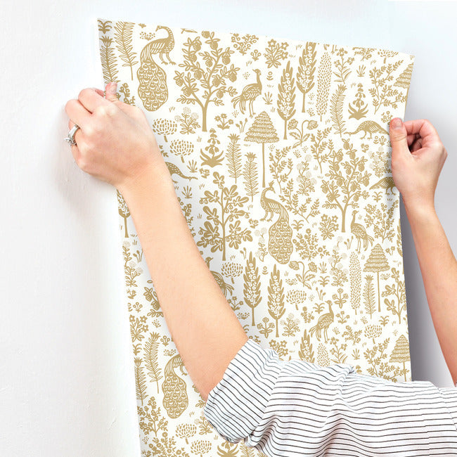 Rifle Paper Co Menagerie Toile Wallpaper - White & Metallic Gold