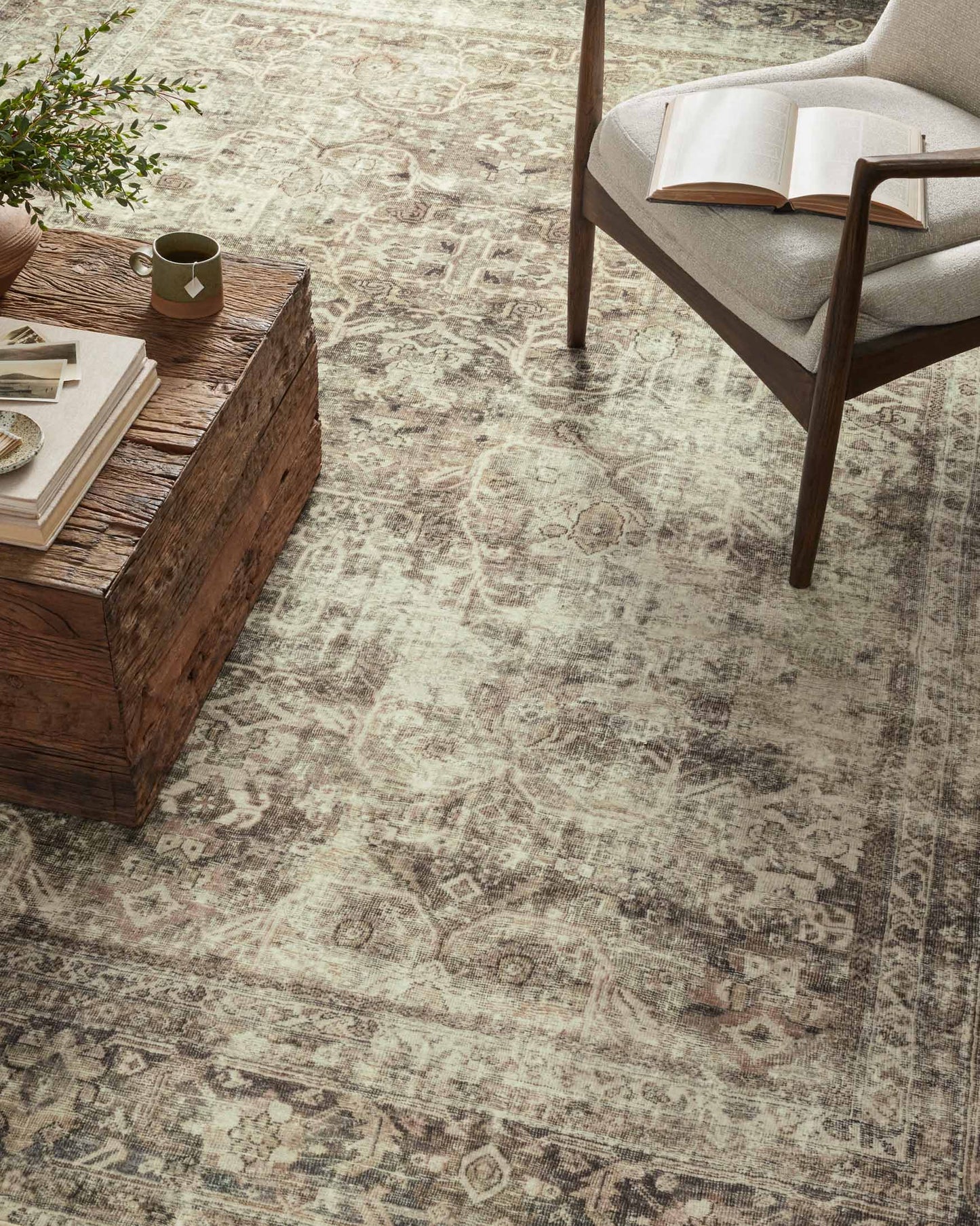 Magnolia Home x Loloi Sinclair Rug - Pebble Taupe