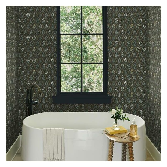 Rifle Paper Co Hawthorne Wallpaper - Black Linen