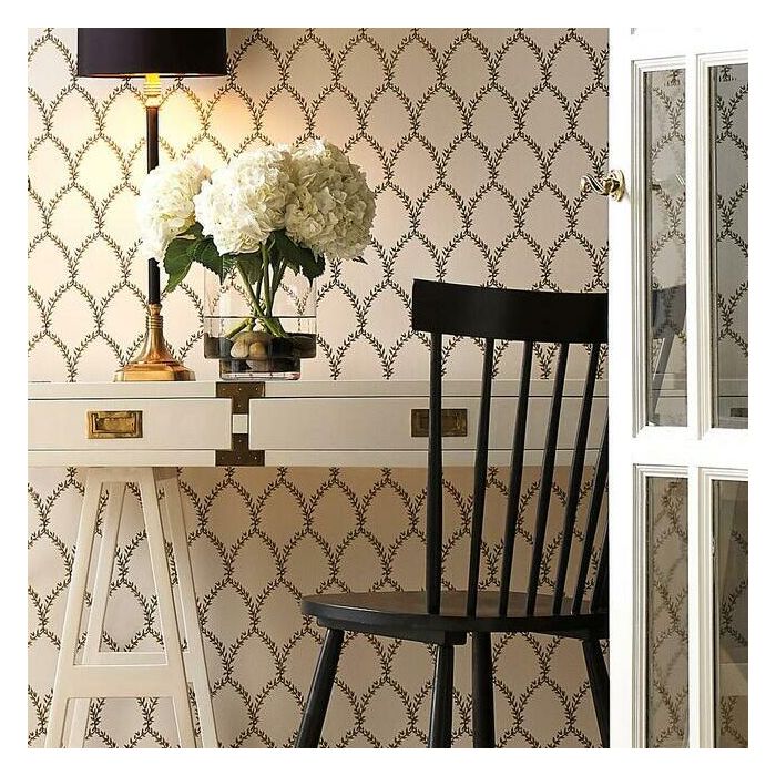 Rifle Paper Co Laurel Wallpaper - Metallic Gold & White