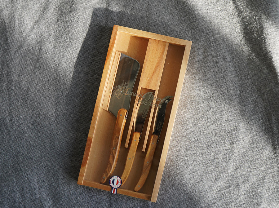 Laguiole Large Cheese Set - Olivewood