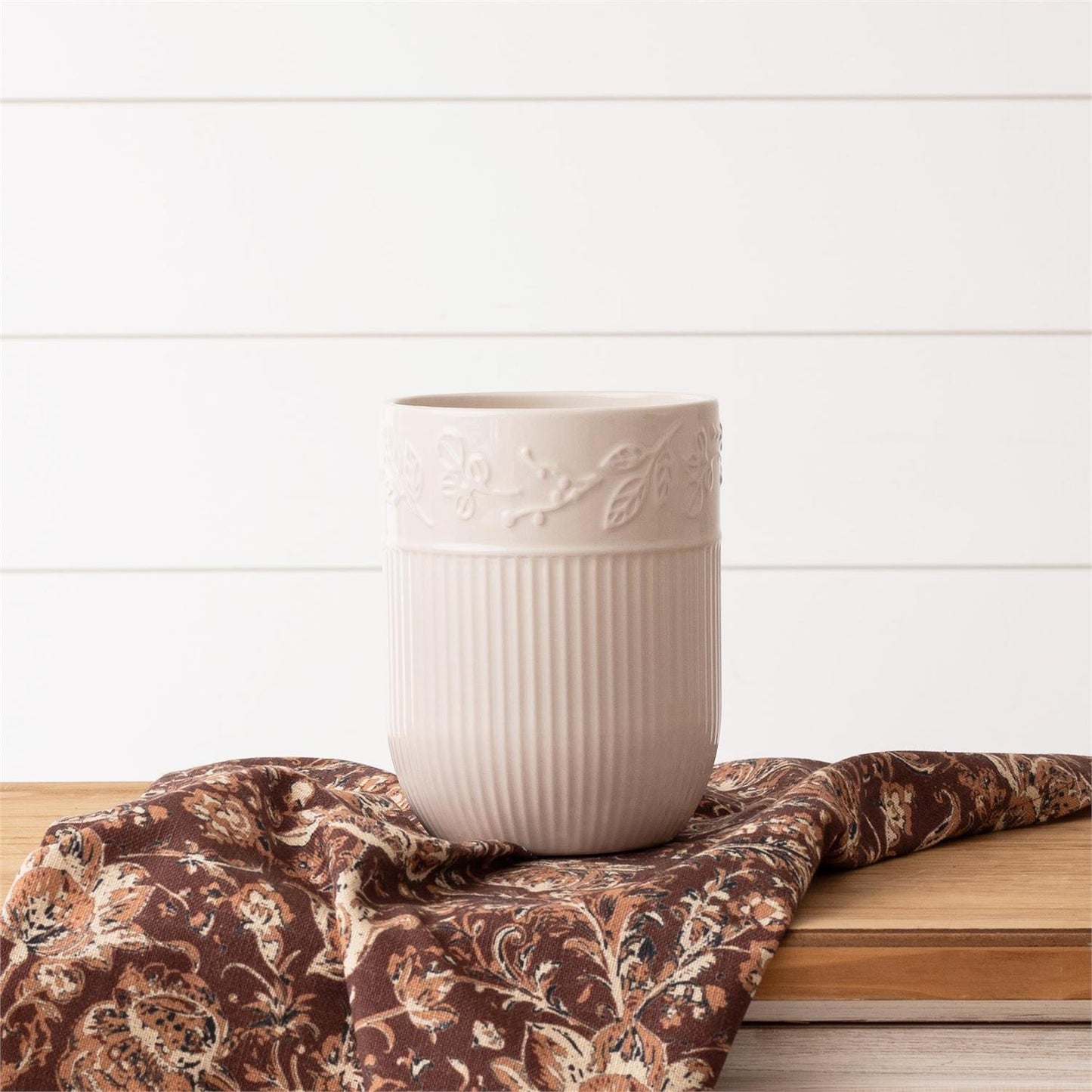 Utensil Holder - Ridged Leaf Detail