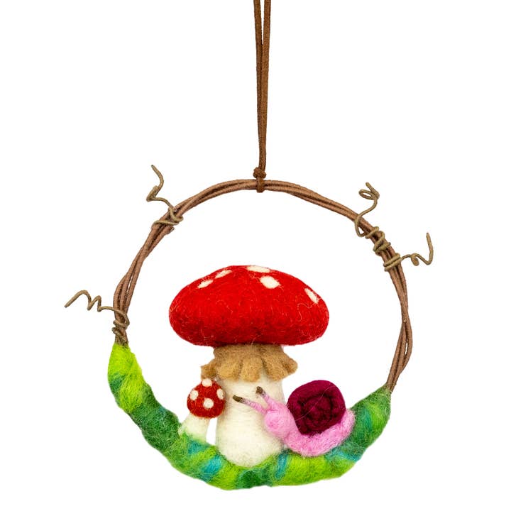 Mushroom Snail Mini Wreath