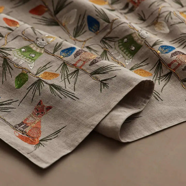 Christmas Tree Trimmers Table Runner