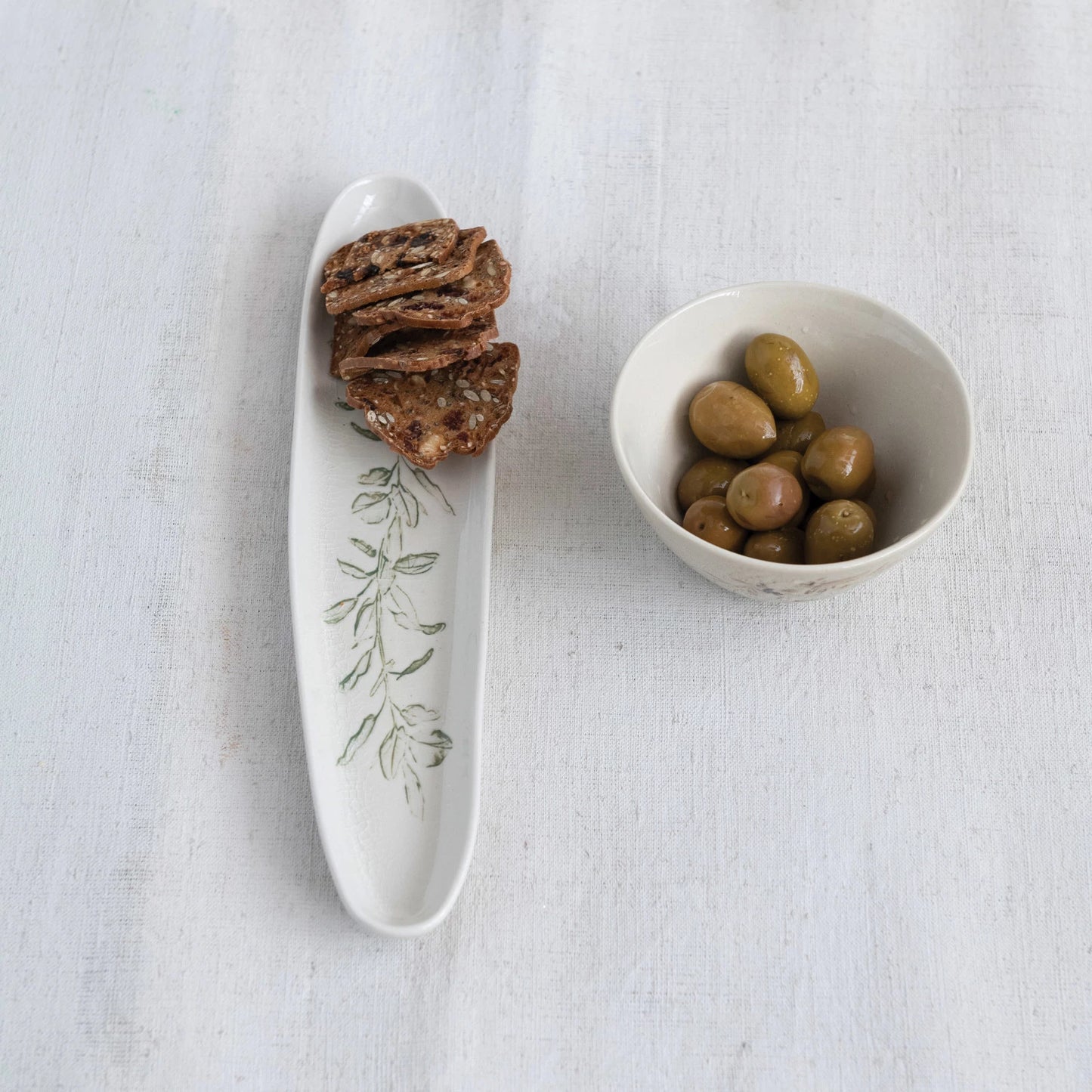 Oval Debossed Stoneware Tray - Botanical