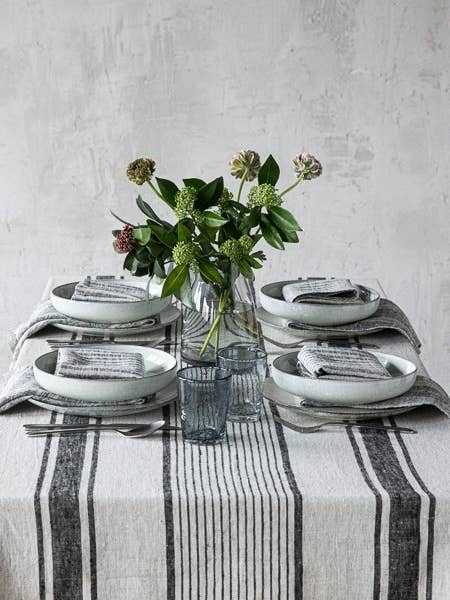 Provence Linen Tablecloth - Black