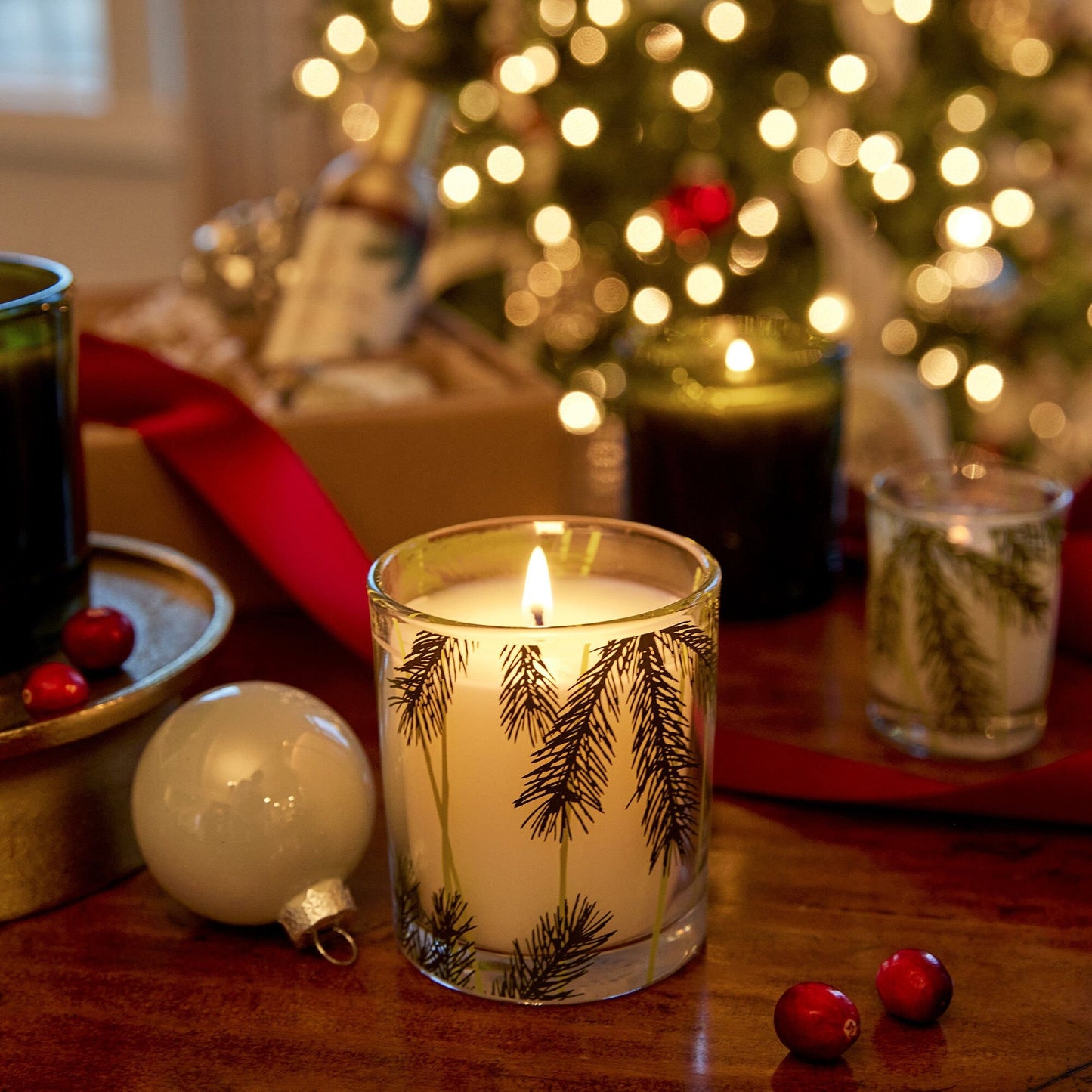 Frasier Fir Heritage Poured Candle - 6.5 oz