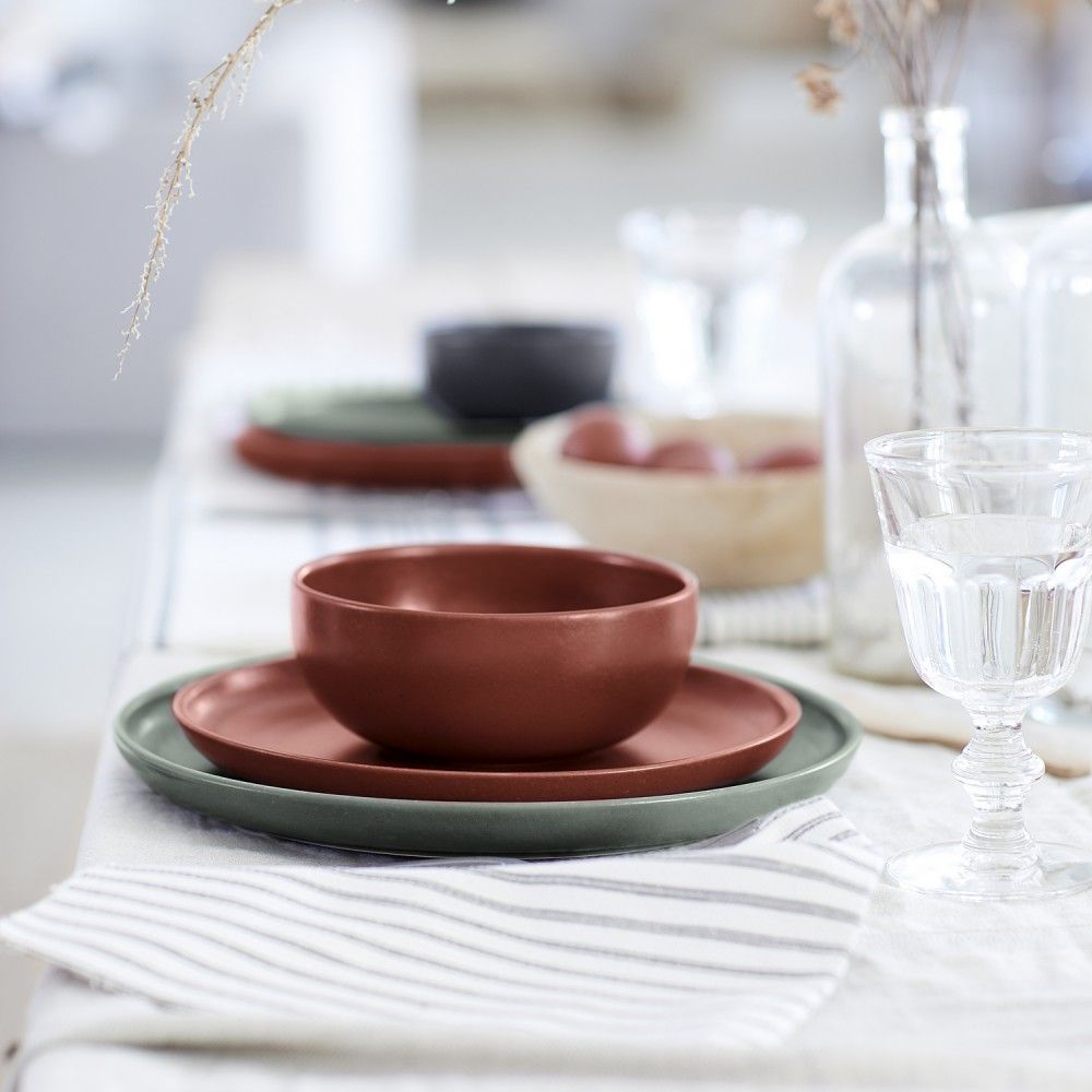 Pacifica 4pc Place Setting - Cayenne
