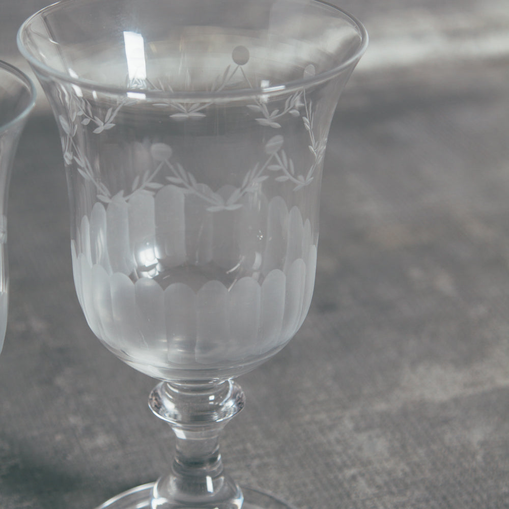 Feathery Fronds Simple Glassware - Water